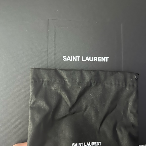 Saint Laurent Leather Wallet Gold Logo - Picture 5 of 7